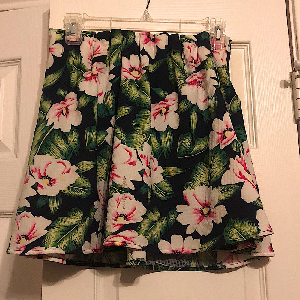Tobi Tropical Skirt